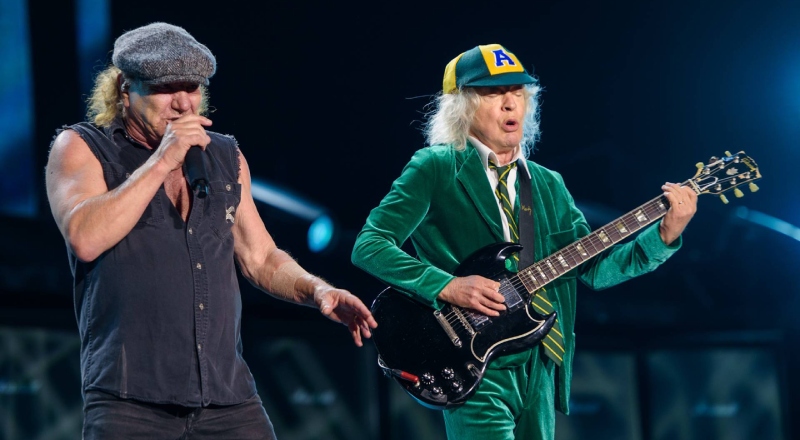 AC/DC arrasta 70 mil ao Morumbis e abre turnê no Brasil