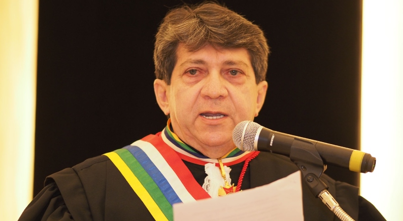 Desembargador Alberto Bezerra esclarece citação em relatório e nega qualquer vínculo com operação
