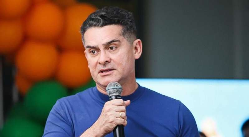 Prefeito David Almeida convoca coletiva e promete revelar “a verdade que o Amazonas precisa saber”