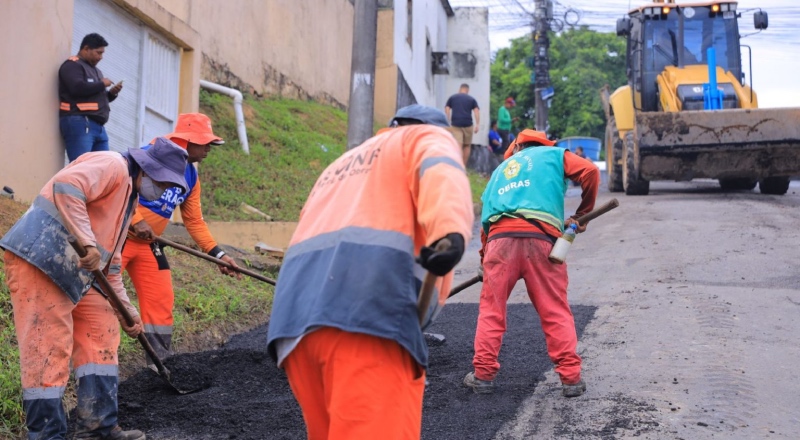Prefeitura de Manaus avança com recuperação asfáltica e transforma mobilidade no bairro Cidade de Deus