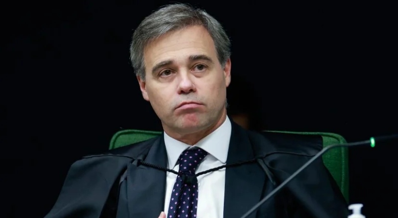 O “Fator Mendonça”: decisões no Caso Master geram cautela na cúpula do Supremo