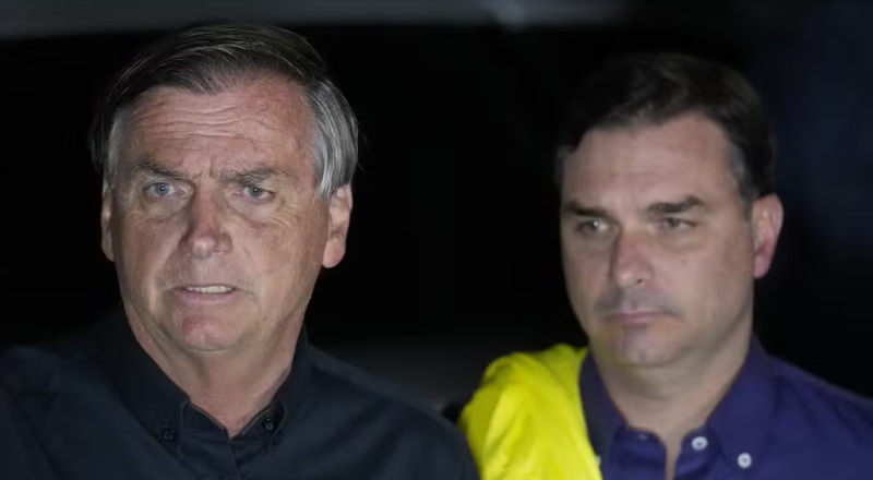 Bolsonaro relata pesadelos na prisão e teme atentado contra Flávio durante as eleições de 2026