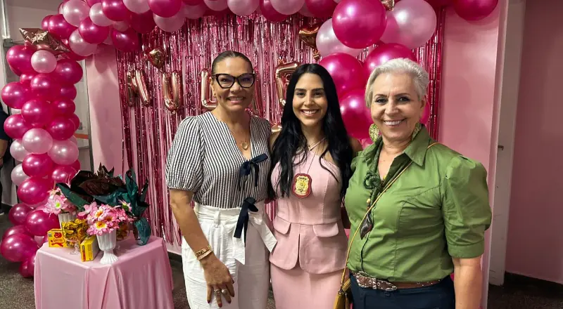Delegacia da Mulher e Virada Feminina do AM promovem ação de acolhimento em Manaus