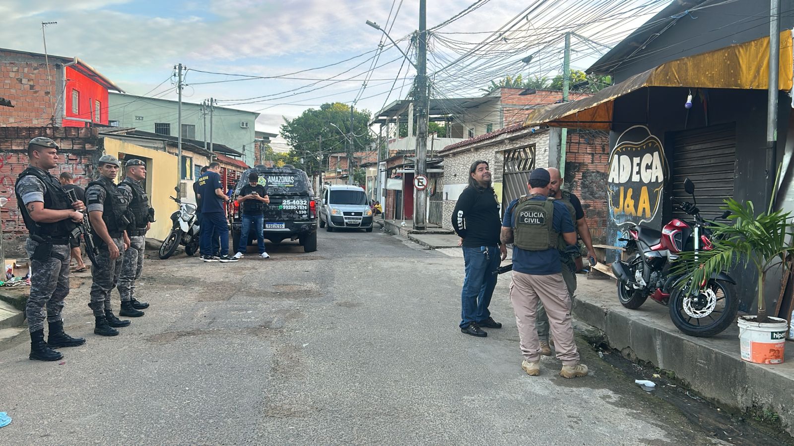Urgente: megaoperação policial combate avanço de milícia e tráfico no bairro Redenção