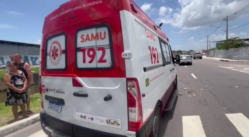 Grave acidente deixa cinco pessoas feridas em avenida de Manaus; veja vídeo