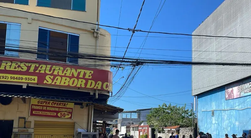 homem morre ao sofrer descarga elétrica e cair, em Manaus