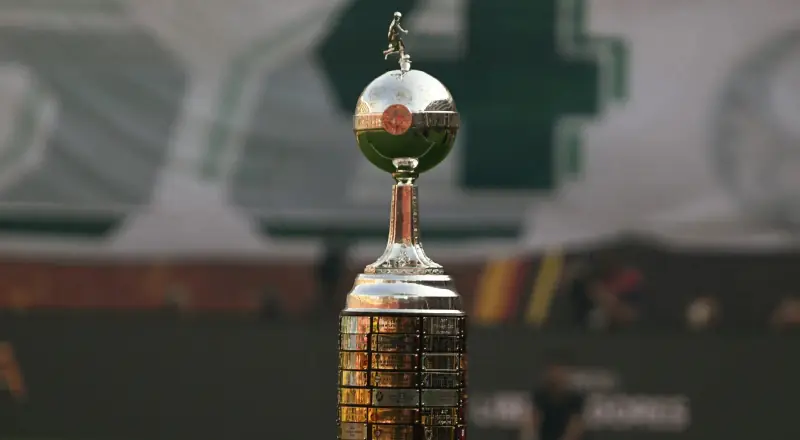 Cruzeiro e Fluminense estreiam nesta terça-feira (7)