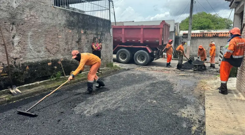 Prefeitura de Manaus avança com recuperação asfáltica no bairro Coroado
