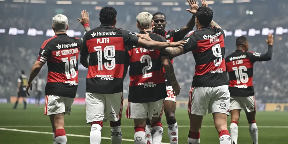 Flamengo goleia Atlético-MG fora de casa e mantém boa fase no Brasileirão