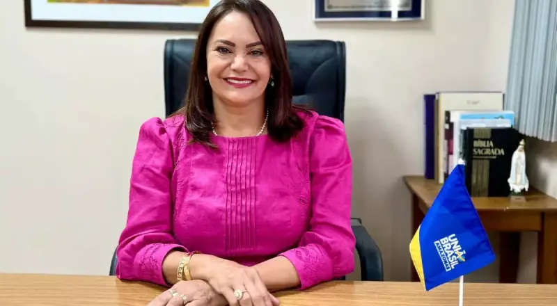 'vai e volta' de Professora Jacqueline na CMM e ALEAM expõe desorganização no União Brasil