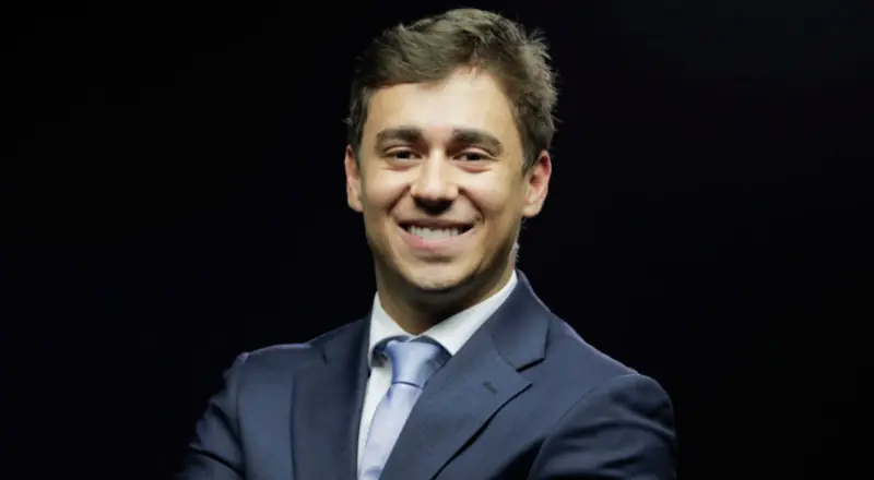 Nikolas Ferreira comemora decisão que barra PL da "Misoginia" e aponta risco de censura