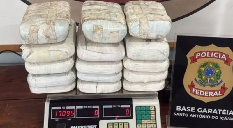Polícia Federal apreende grande carga de drogas dentro de embarcação com destino a Manaus