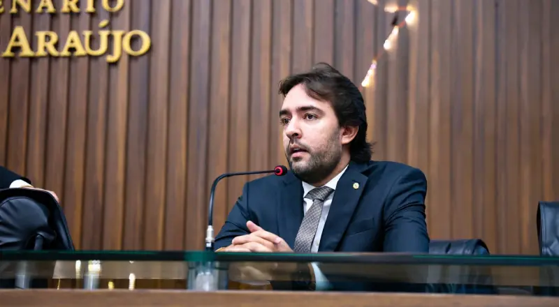 Lei de Thiago Abrahim prioriza fornecimento de carbonato de cálcio para gestantes vítimas de violência doméstica
