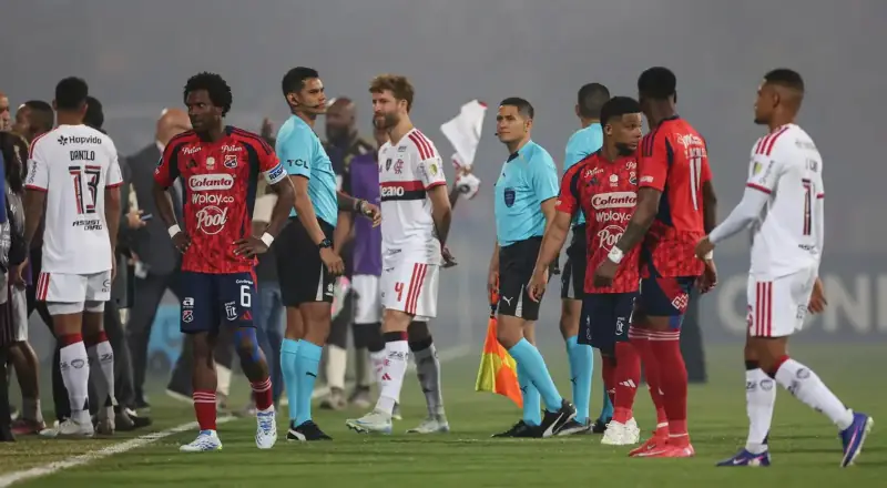 Jogo do Flamengo na Libertadores é cancelado por atos de vandalismo de torcidas