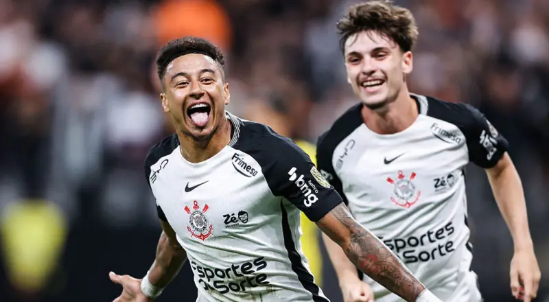 Corinthians vence o Peñarol e lidera a Libertadores