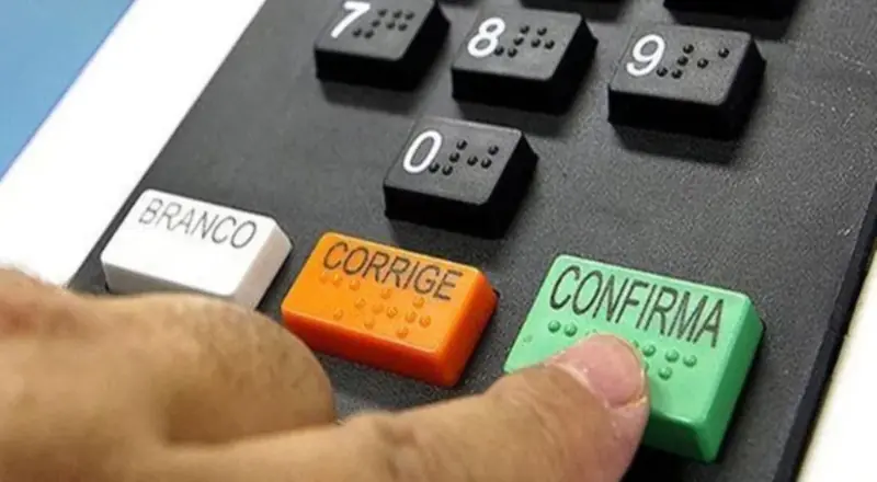 eleitores têm até quarta (6) para regularizar o título