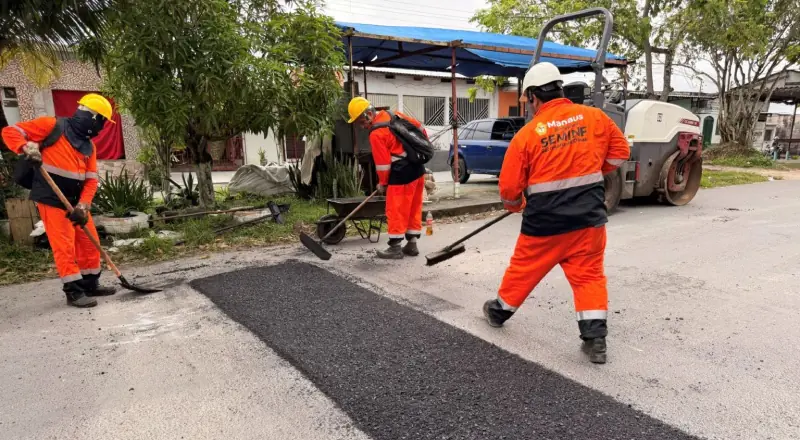Prefeitura de Manaus intensifica operação ‘Tapa-Buracos’ no bairro Nova Cidade