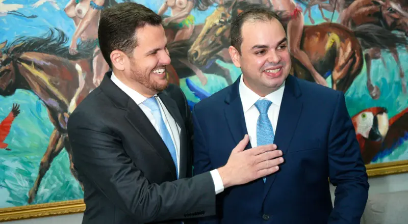 Renato Junior liga para parabenizar Roberto Cidade, vai à posse do novo governador e reforça gesto republicano no Amazonas