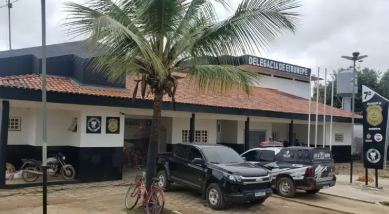 Garoto de 12 anos foge de canoa após cometer homicídio e é apreendido no interior do Amazonas