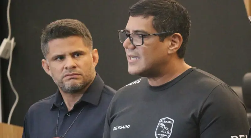 'Enterrado de cabeça para baixo como um animal', revela delegado sobre corpo do ex-PM morto pelo filho em Manaus