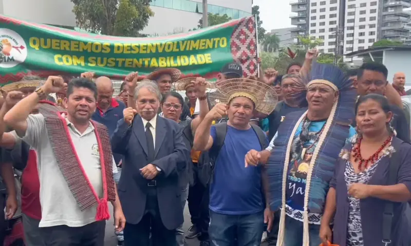 Lideranças indígenas Mura protestam em Manaus e cobram voz em debate sobre o projeto Potássio Autazes