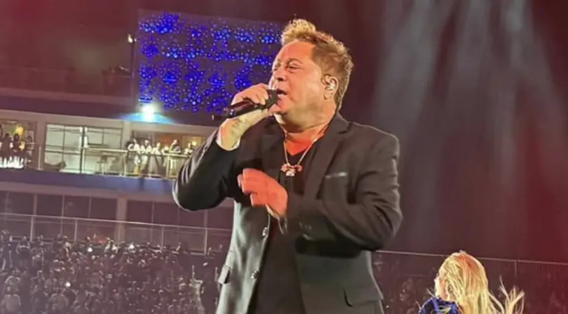 Leonardo reúne multidão na Festa dos Visitantes e dá início ao clima do Festival de Parintins 2026