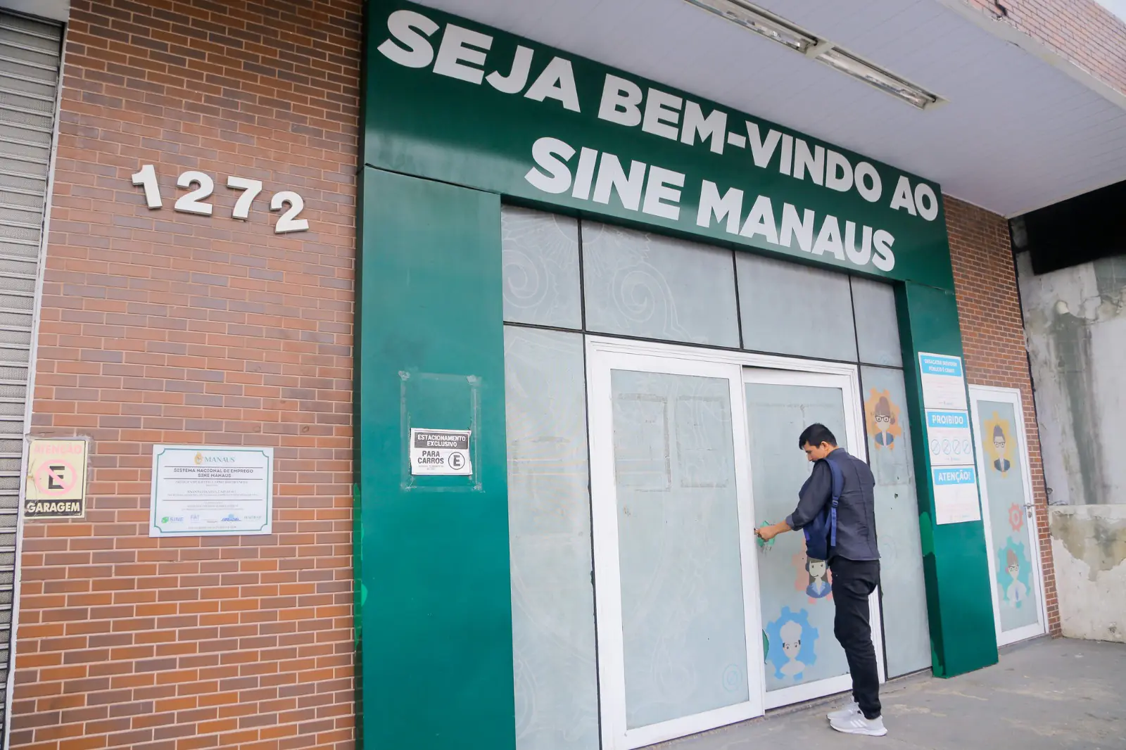 Sine Manaus oferta 790 vagas de emprego nesta terça-feira