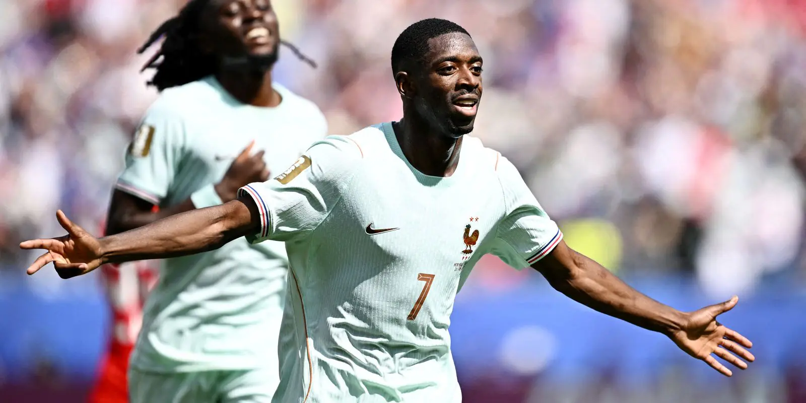 França aplica 4 a 1 na Noruega e avança na Copa com estilo