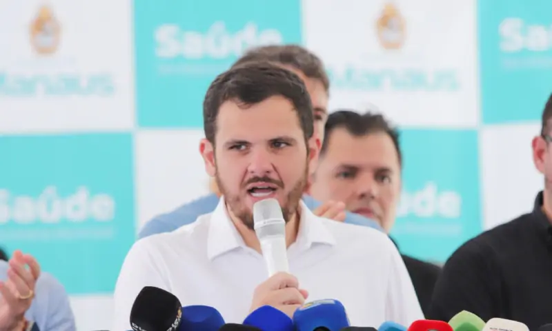 Prefeito Renato Junior anuncia nova convocação de mais de 90 profissionais de saúde para reforçar a rede municipal de Manaus