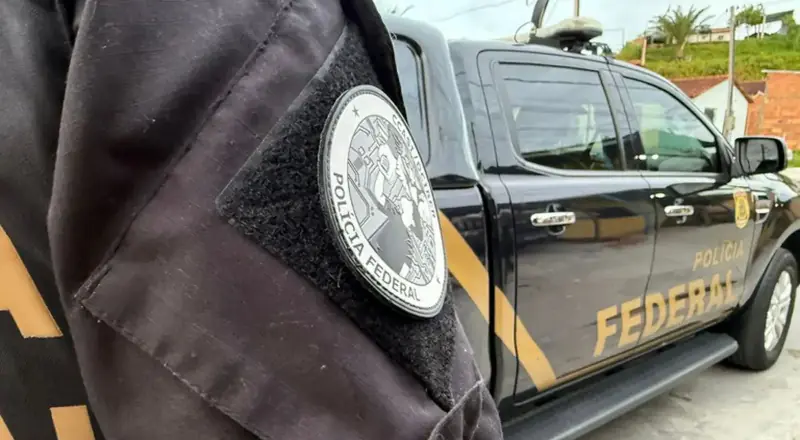 PF prende quatro suspeitos e bloqueia fortuna ligada ao CV