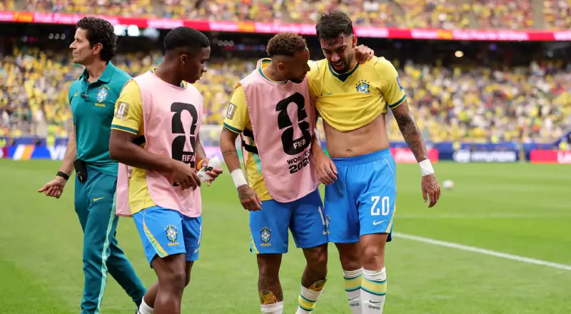 Confirmado: Lucas Paquetá sofre lesão e está fora das oitavas da Copa do Mundo