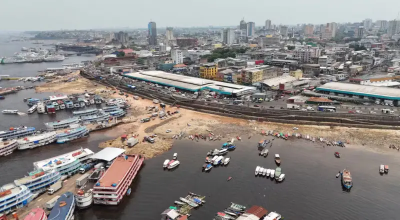 Rio Negro pode atingir 12,90 metros caso seca severa se confirme, aponta SGB