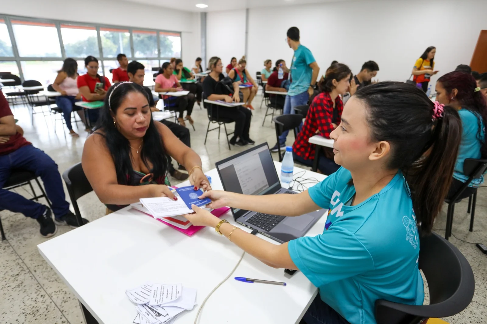 Sine Manaus oferta 648 vagas de emprego nesta quinta-feira