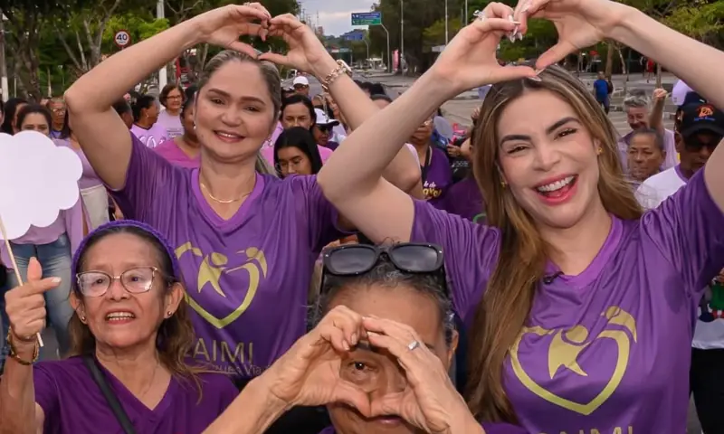 Primeira-dama Thaisa Cidade reúne apoiadoras em caminhada por respeito e dignidade aos idosos em Manaus