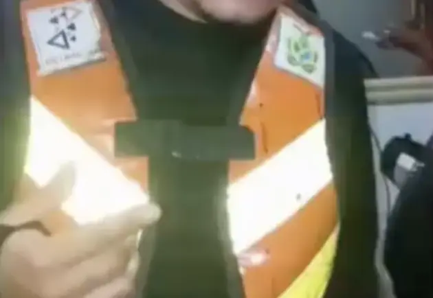 Salvo por um milagre: mototaxista tem rosto cortado por linha de papagaio e é socorrido às pressas no Amazonas; imagens fortes