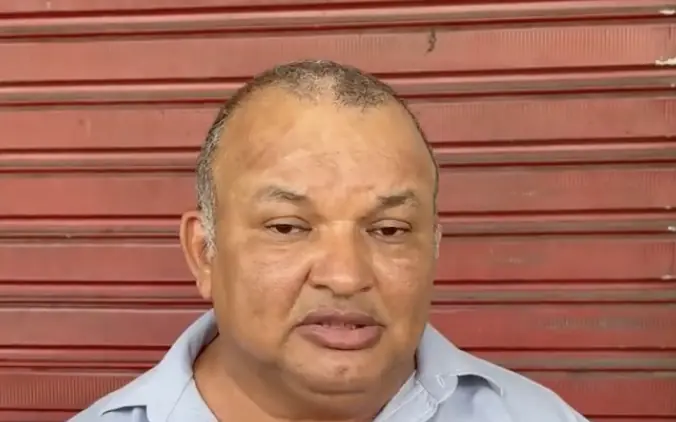Urgente: Advogado e funcionária são feitos reféns e agred1dos com chut3s e soc0s durante ass4lto a escritório na Zona Leste de Manaus