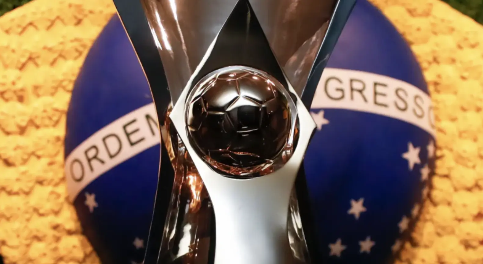 Fim da abstinência! O Brasileirão volta com tudo hoje; veja onde assistir e o que muda na tabela