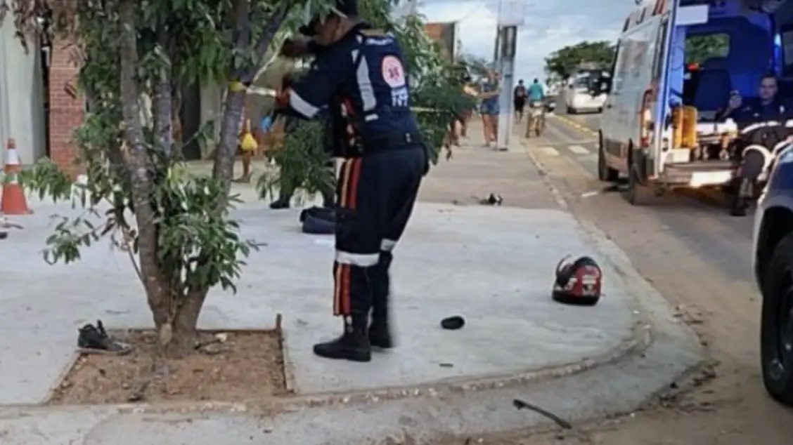 Saiba quem é o motociclista que m0rreu e teve cabeç4 estour4da após ser arremess4do contra calçada em acidente
