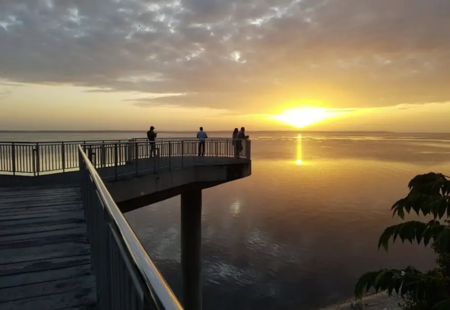 Prepare o protetor! Sol firme e calor de até 33°C marcam esta quarta em Manaus