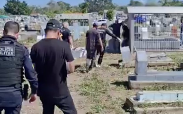 Imagens fort1ssimas: veja o momento em que médico é encontrado m0rto dentro de túmulo em cemitério