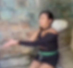 Veja o momento em que mulher é agredida após ser acusada de roubo na região do Viver Melhor, em Manaus