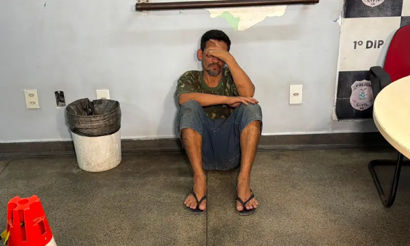 Suspeito de atuar como “coveiro” de facção é preso em área de mata na zona Centro-Sul de Manaus