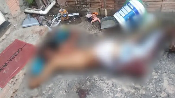 Homem é esfaqueado após confusão com moradores e cai em igarapé na zona Leste de Manaus