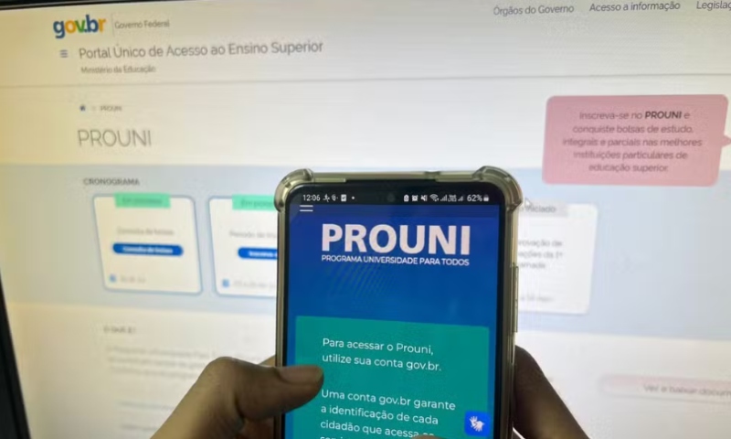 Prouni 2026: inscrição gratuita para o 2º semestre termina nesta sexta