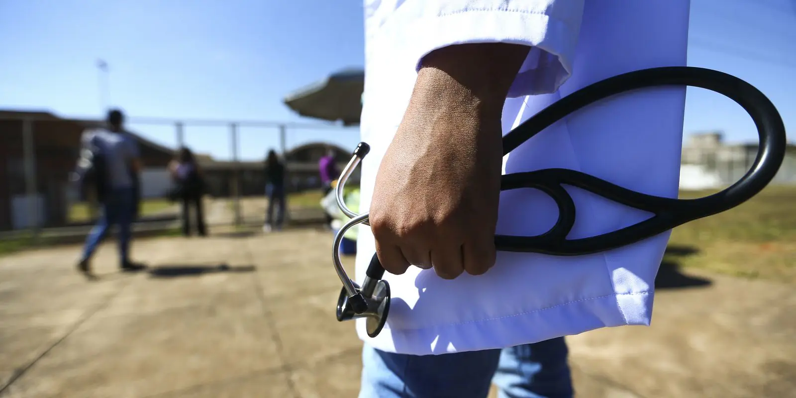Enare 2026: Inscrições para residência com pré-requisito fecham nesta quarta; saiba como se candidatar