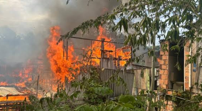 Manaus registra sequência de incêndios em meio ao tempo seco, altas temperaturas e população se preocupa