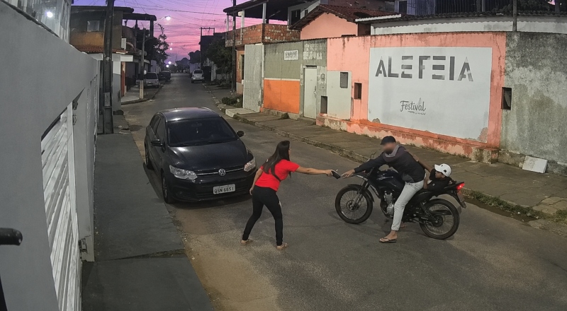 Investida na capital: autoridades buscam suspeito após ocorrência com jovem em Manaus; veja vídeo