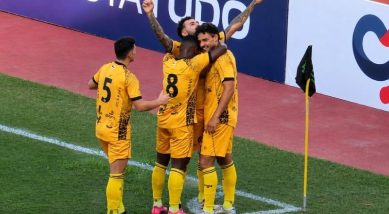 Amazonas FC goleia o Maringá fora de casa e ganha força na briga pelo G-8 da Série C