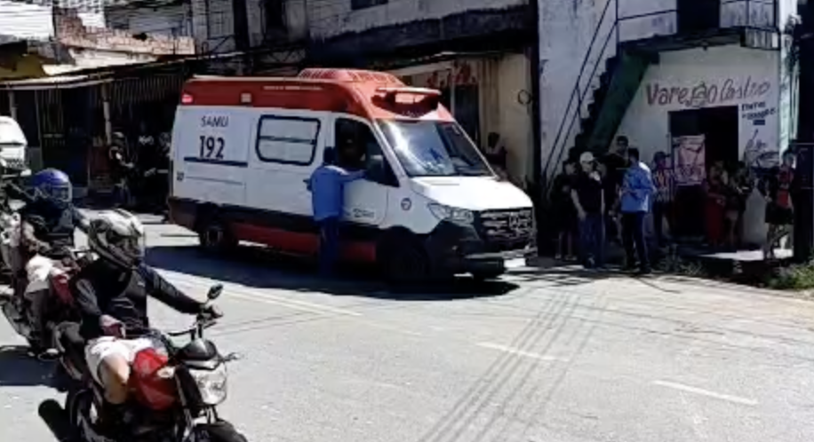 Urgente: motociclista morre após ser esmagado por caçamba no bairro Nova Vitória; imagens fortíssimas