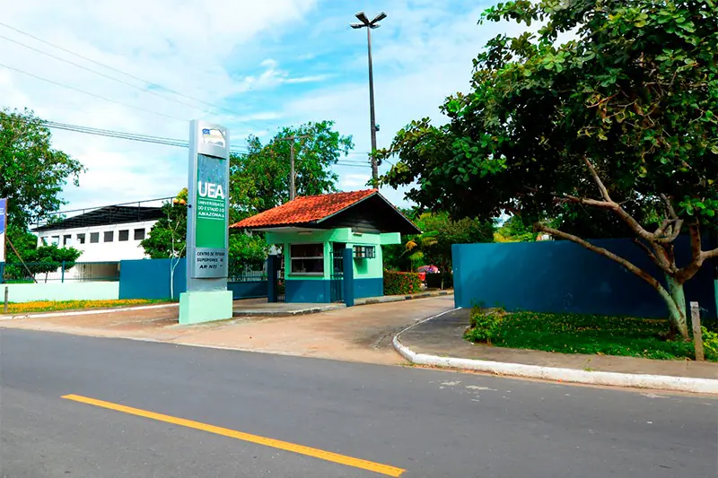 Dois estudantes do interior obtêm decisões favoráveis após mudanças nas regras do SIS da UEA